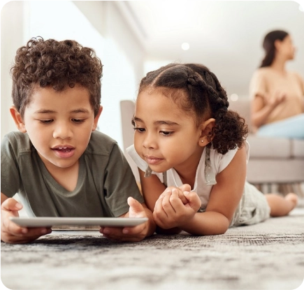 Childrens Watching Elearning Content