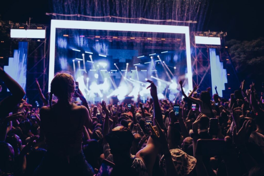 Concert crowd cheering